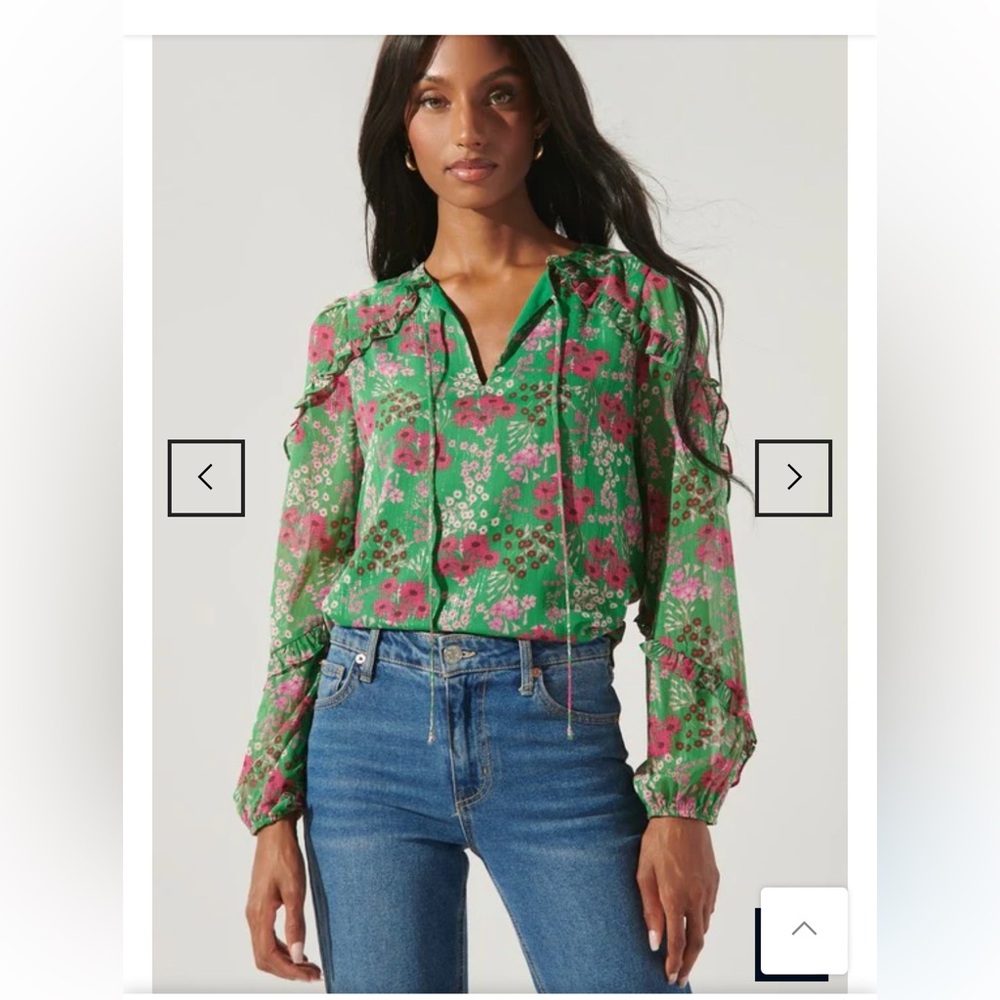 Sugarlips Ruffled Kelly Green Floral Top